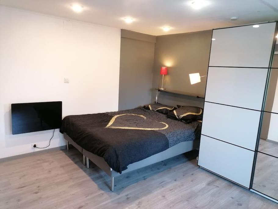 Studio Calme A Proximite Des 7 Meuses 프로폰데빌 외부 사진